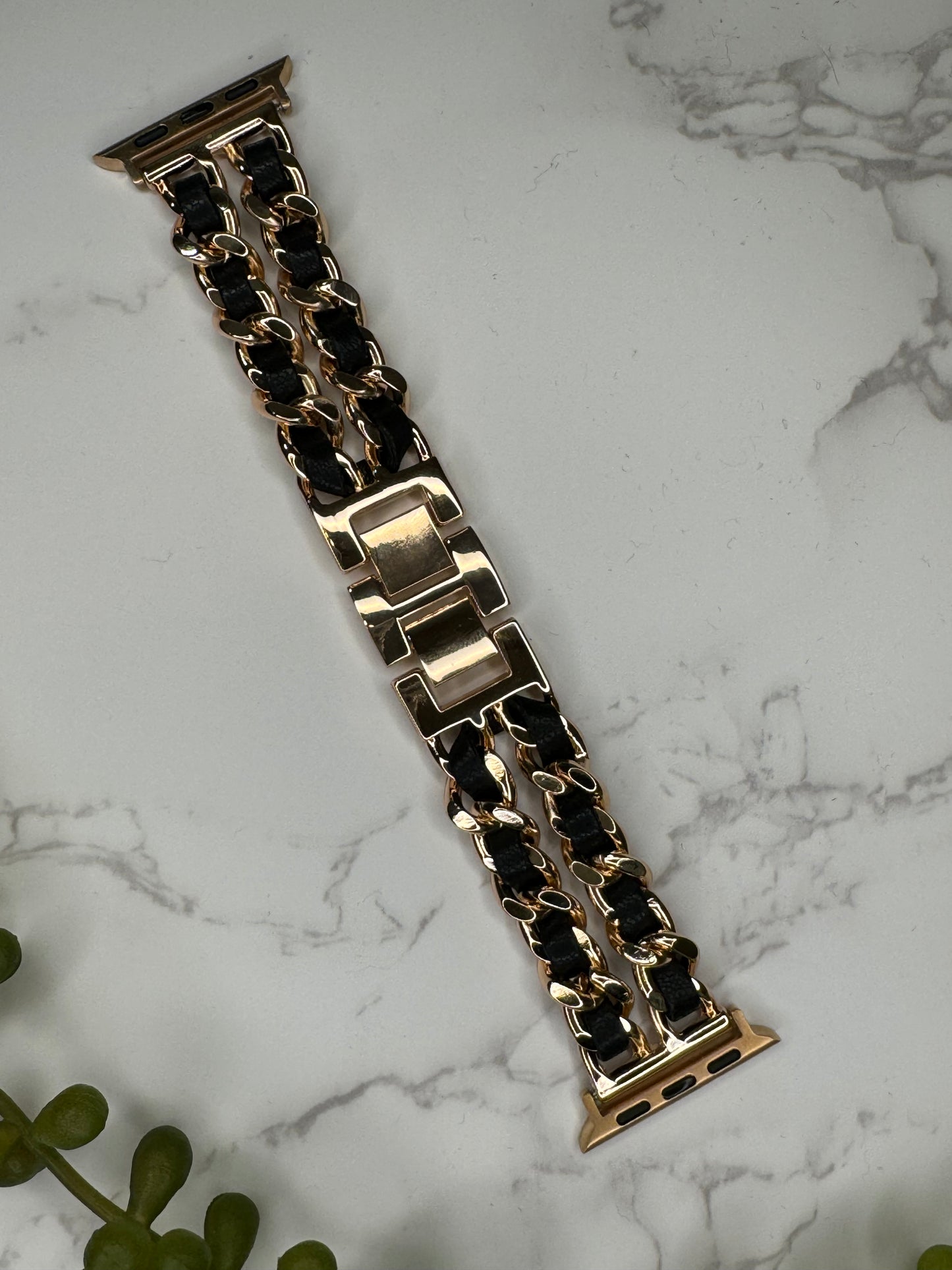 Glam Leather Chain